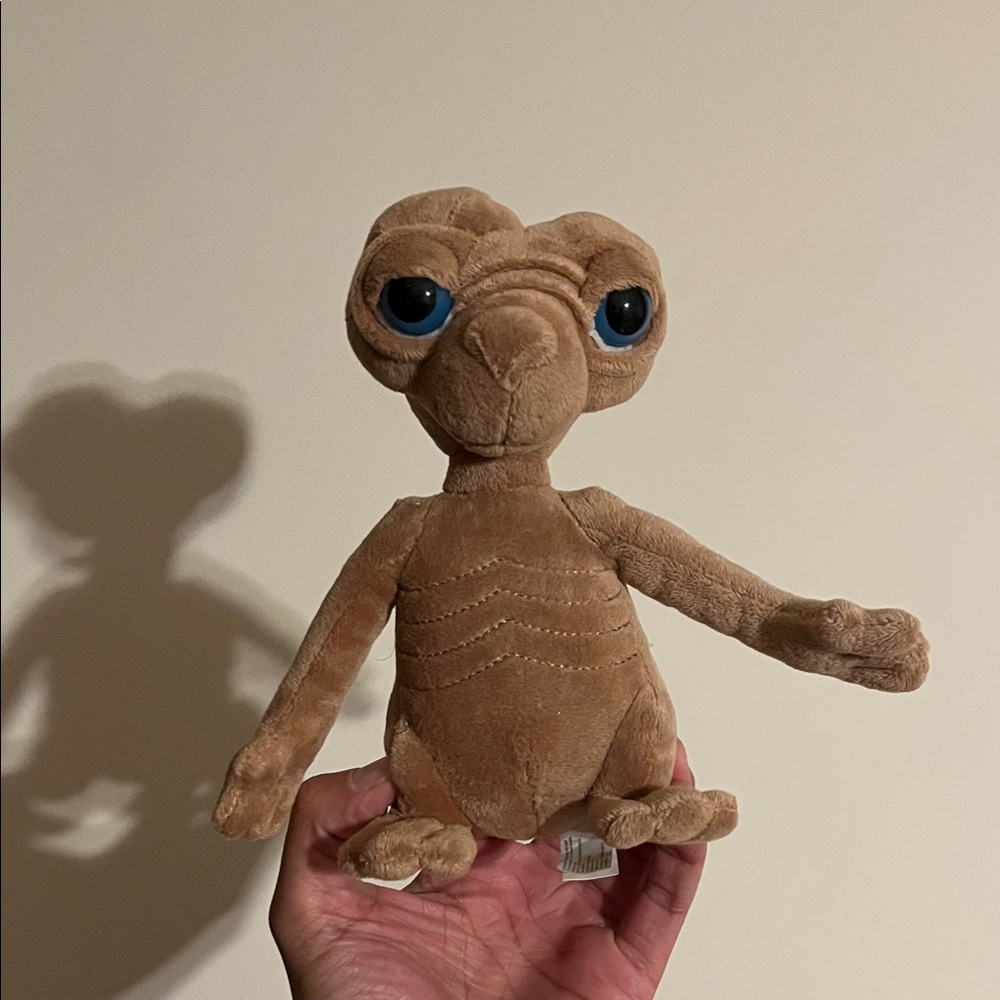 ET Extra Terrestrial Small 6" Soft Toy Plush Stuffed Doll Manhattan Co 2012